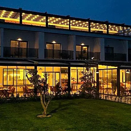 Sunsan & Restaurant Szálloda 3*