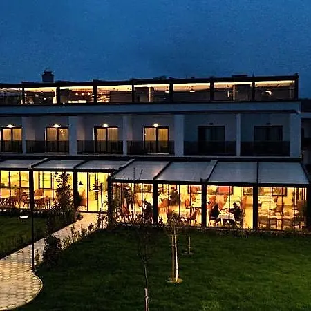 Hotel Sunsan & Restaurant 3*